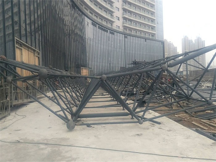 佛山万豪酒店雨棚网架
